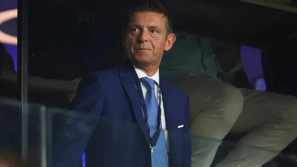 Rocchi si auto sospende