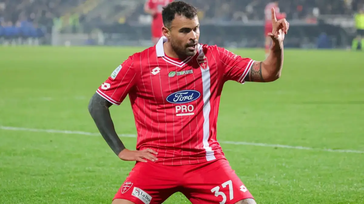 Andrea Petagna è ufficialmente un nuovo giocatore del Pisa.