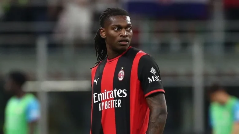 Il portoghese lascerà il Milan, ma deve ancora scegliere la destinazione. Como vicino a Ricci e Kean, Ahanor verso il Chelsea.