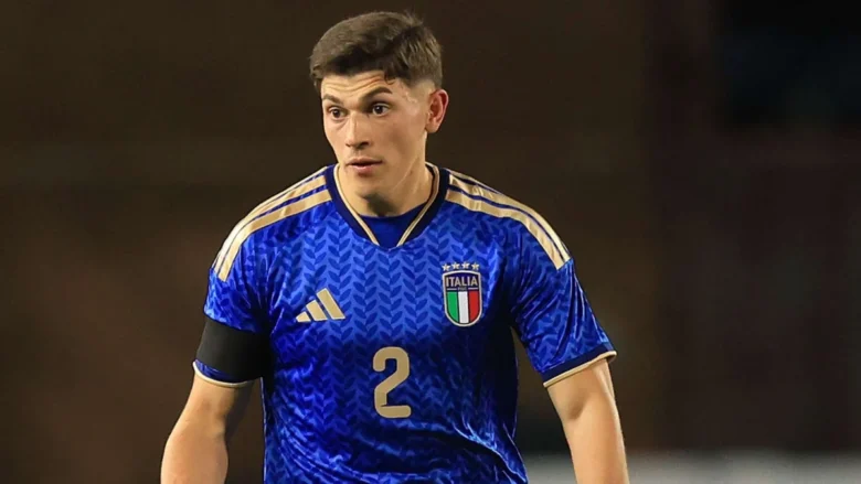 Favasuli è del Napoli: dal Catanzaro prestito con obbligo di riscatto Favasuli è del Napoli: dal Catanzaro prestito con obbligo di riscatto