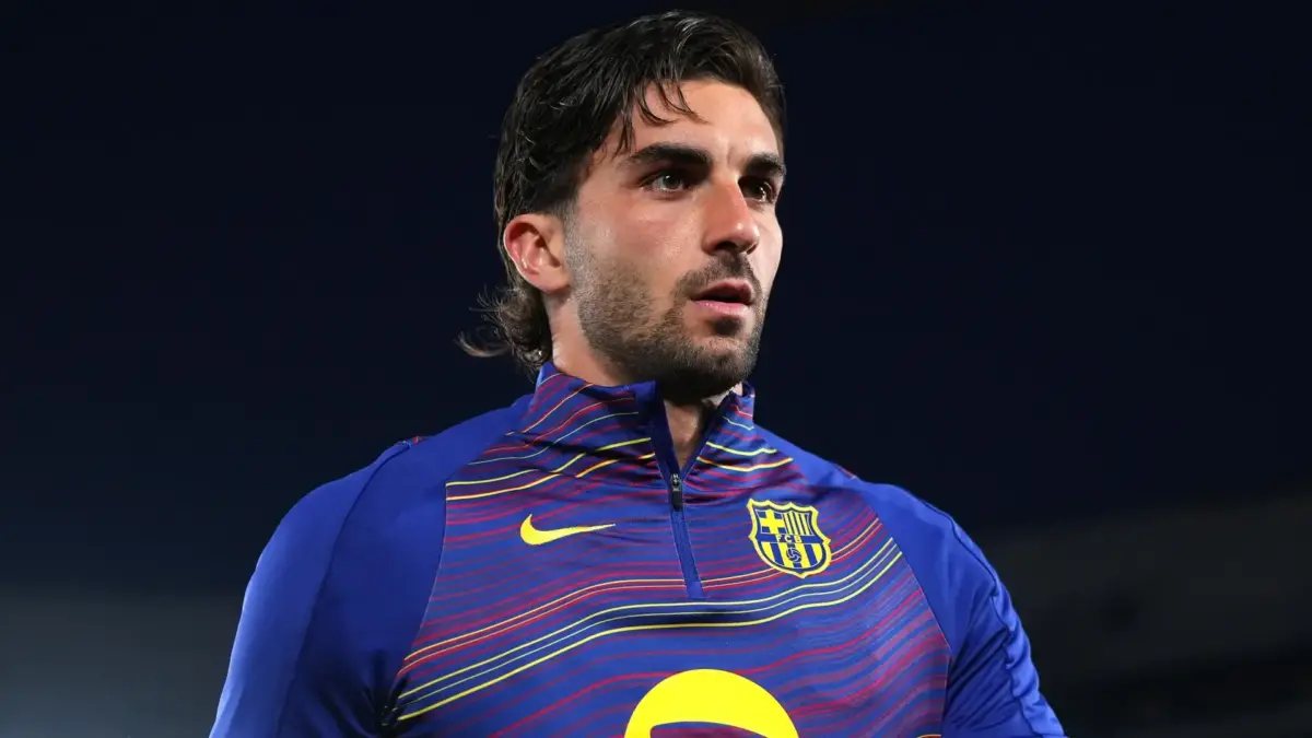 Il trasferimento di Ferran Torres al Paris Saint-Germain non è ancora ai dettagli e il Barcellona non ha ricevuto un’offerta economica ufficiale.