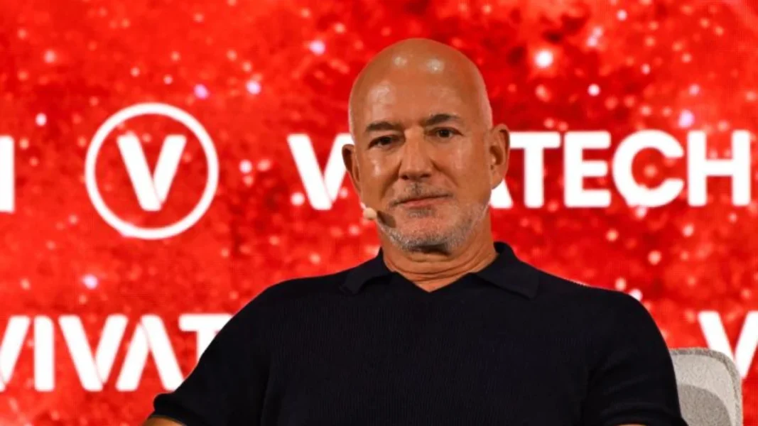 Liverpool, Jeff Bezos è ora socio di minoranza: FSG mantiene il controllo