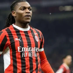 Milan, fari accesi per il dopo Leao: piacciono Bahoya e Hutchinson