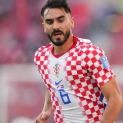 Šutalo è della Lazio, ufficiale il prestito dall’Ajax fino al 30 giugno 2027