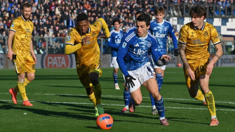 Sabato 22 agosto alle 18.30 il debutto in campionato: nell’Udinese difesa nuova, nel Como Chalobah pronto dall’inizio e Kaiki avanti su Valle.