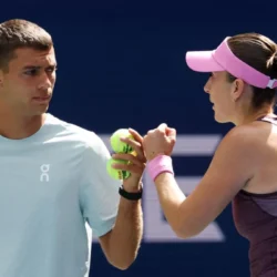 Flavio Cobolli e Belinda Bencic hanno eliminato Carlos Alcaraz e Serena Williams nei quarti di finale del doppio misto dello US Open.