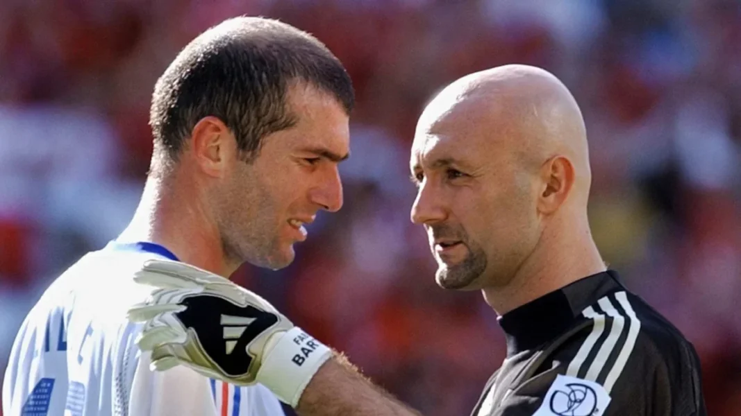 Zidane sceglie Barthez come preparatore per i portieri, l’ex compagno del 1998 entra nello staff dei Bleus