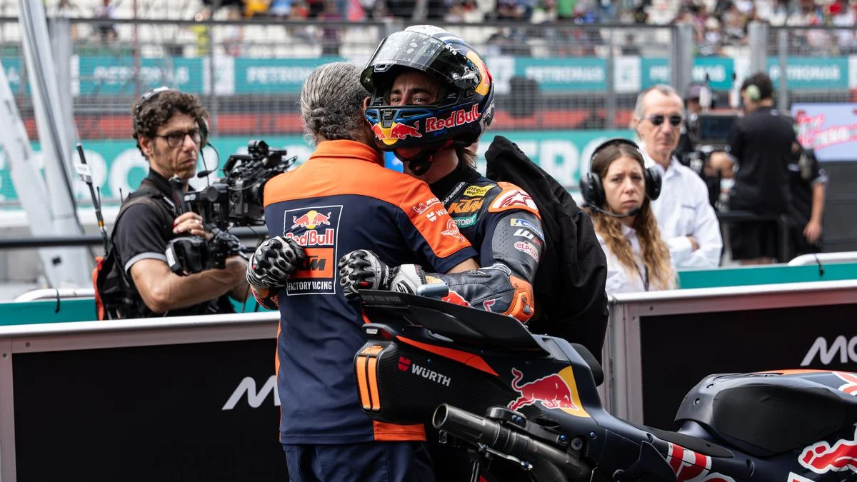 MotoGP Sepang, Acosta vince la Sprint: Márquez secondo
