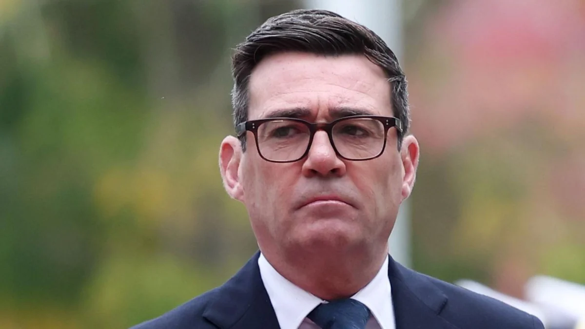 Andy Burnham non è coinvolto nel caso Manchester City: le sue parole riguardano Salford — Andy Burnham non