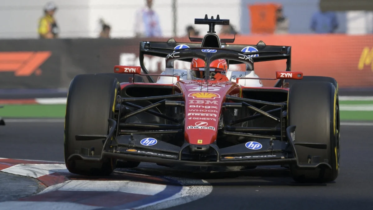 GP Messico F1, FP2: Leclerc primo, Hamilton fermato da un problema di potenza