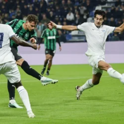 Lazio travolgente a Reggio Emilia: 6-2 al Sassuolo e vetta solitaria