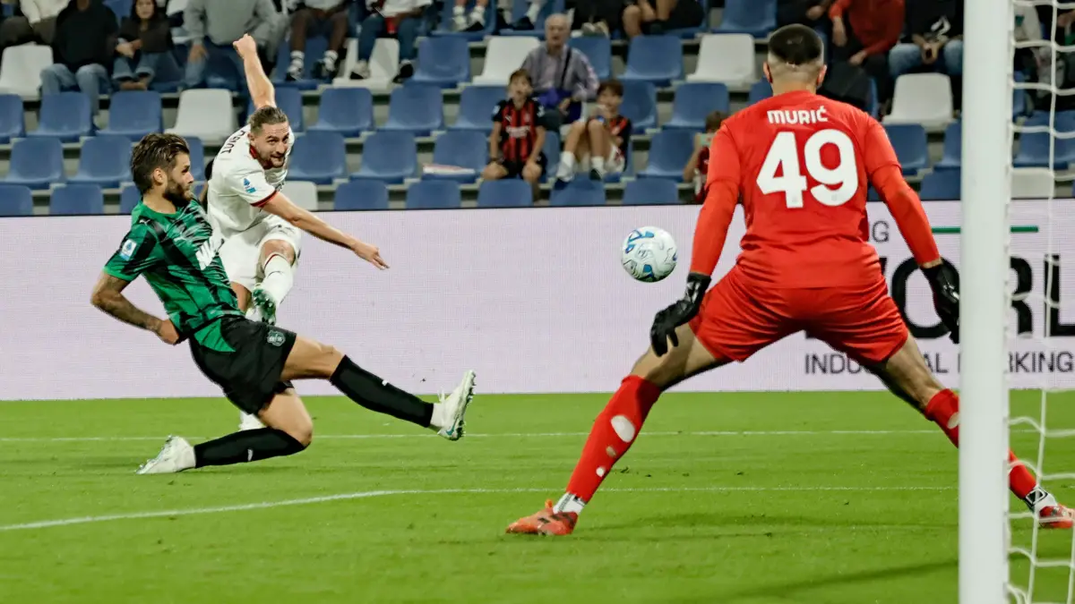 Il Milan passa in vantaggio ma non riesce a proteggerlo: al Mapei Stadium finisce 1-1 contro il Sassuolo, nella sesta giornata di Serie A.