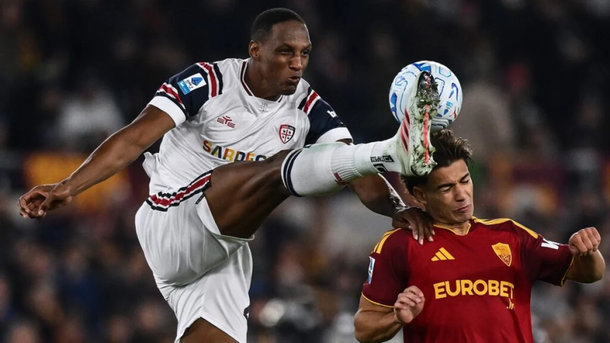 Roma-Cagliari 4-2, gol di Mora e Malen nel finale: la cronaca Roma-Cagliari 4-2, gol di Mora e Malen nel finale: la cronaca