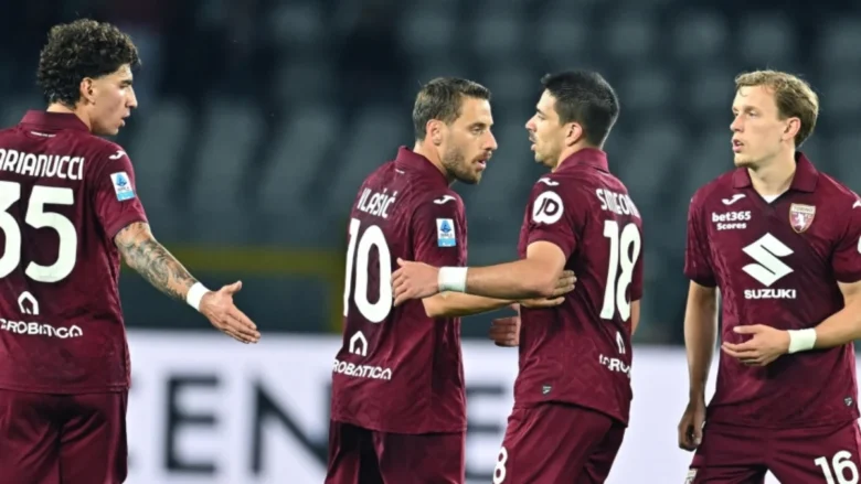 Torino, tris al Parma: Simeone firma una doppietta al Tardini