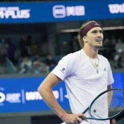 Alexander Zverev ha battuto Alexander Bublik agli ottavi del Masters 1000 di Shanghai, 7-6(6), 4-6, 7-6(1), e dopo il match ha parlato sia del traguardo di fine stagione sia del dolore alla caviglia destra.
